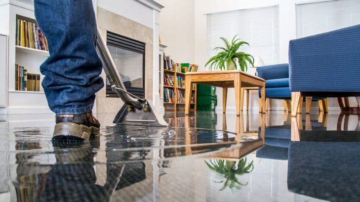 When You Need to Call a Water Damage Restoration Company