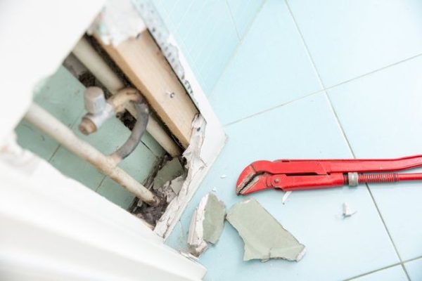 How to Tell If Your Home Has a Water Leak